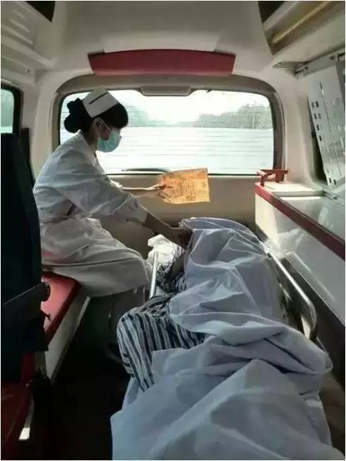 医院感人瞬间照片,医生最催泪的感人照片