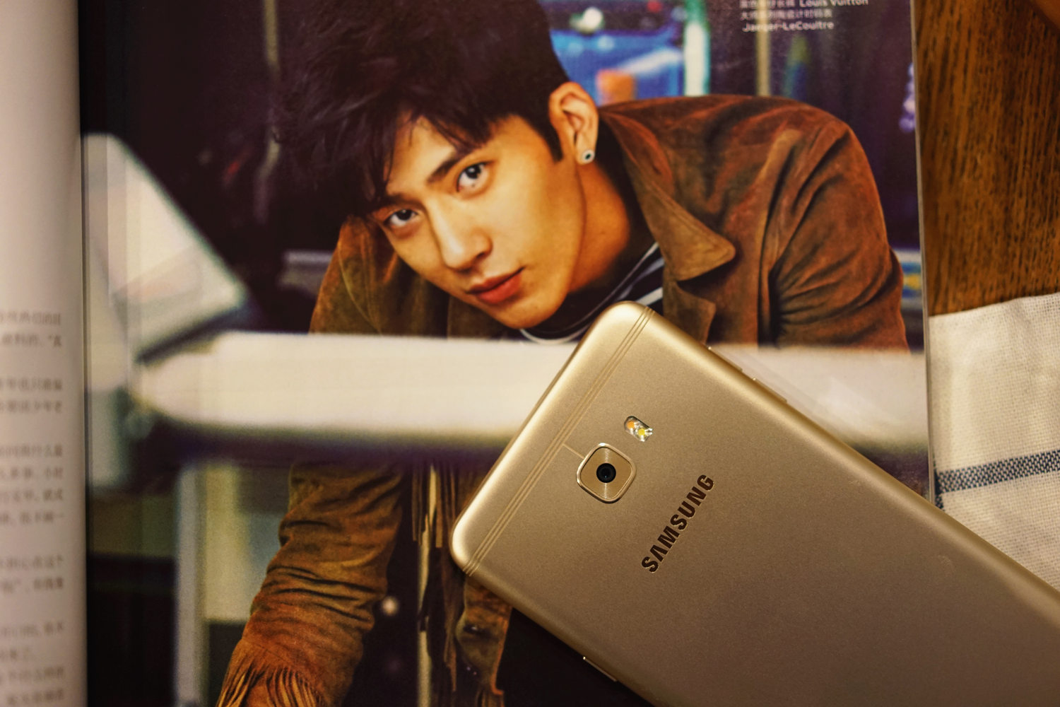 三星c7pro最新谍照,三星galaxyc7pro的性能测试