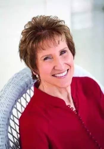 《新书》推荐内容,新书发布会背景音乐推荐