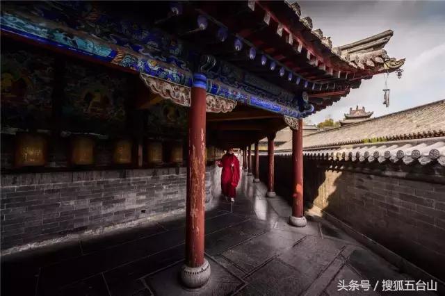 五台山逆朝台徒步照片,去五台山拍照片姿势