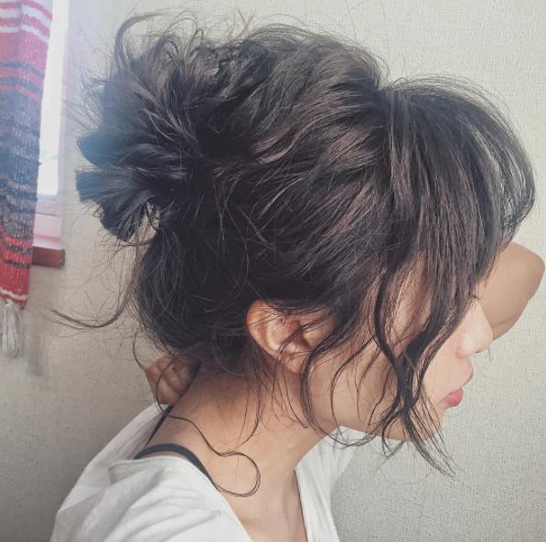 盘发时小碎发多怎么弄好看,发量多碎发少适合的盘发