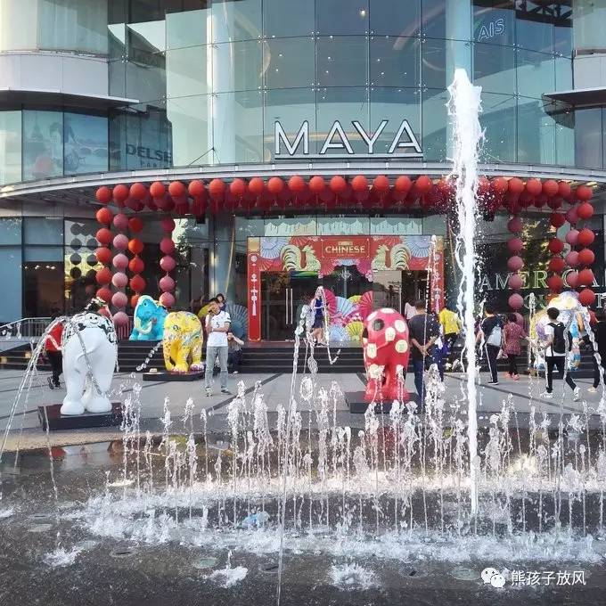 能在异国被警察抓也没谁了吧？这是我的清迈，和你去的不一样！