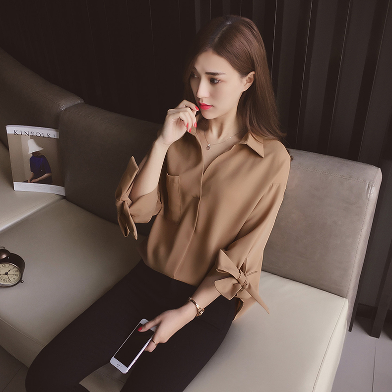 v领雪纺衫飘逸灵动修炼显瘦功力,飘逸雪纺衫加持甜美清新惹人爱