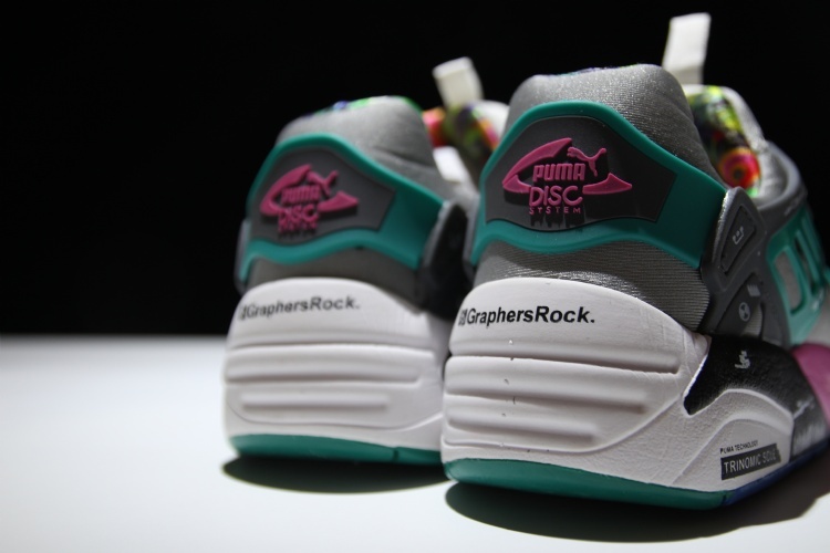 把握早春混搭新意，简简单单运动鞋也能“搞事情”