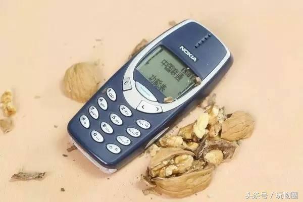 智能大潮中诺基亚勇推功能机3310，这份情怀还值得买单吗？
