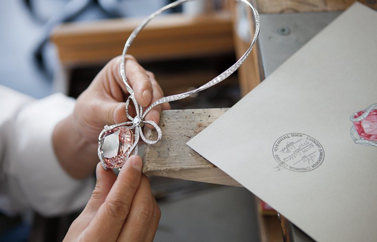 蒂芙尼摩根石视频,提到蒂芙尼你会想到什么