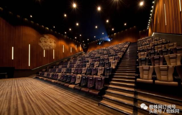 这家电影院拥有最舒适的座椅,4dx电影厅体验