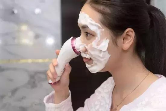 紧致亮白的美容仪推荐,推荐一款女生们必备的美容仪