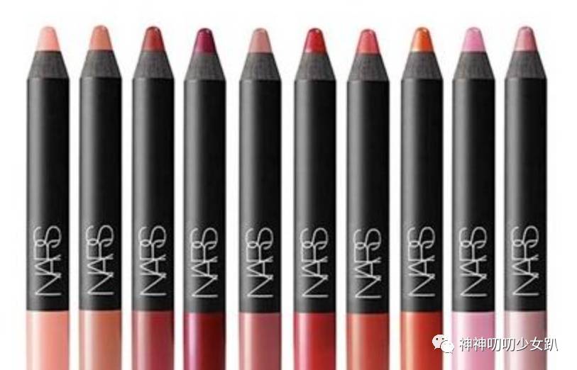 艾玛斯通提名了几次奥斯卡影后 (石头姐艾玛斯通奥斯卡红毯)