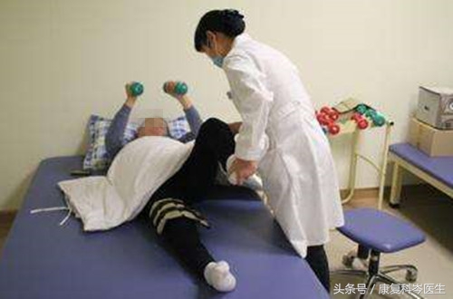 脑卒中病人回家怎样做康复治疗,脑卒中康复训练效果最好的时间