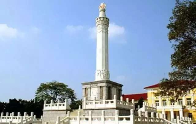 去哈尔滨可以逛哪几个国家,哈尔滨能坐火车出国游