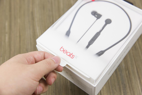 beatsx无线蓝牙入耳式耳机使用,beatsx蓝牙无线入耳式耳机怎么样