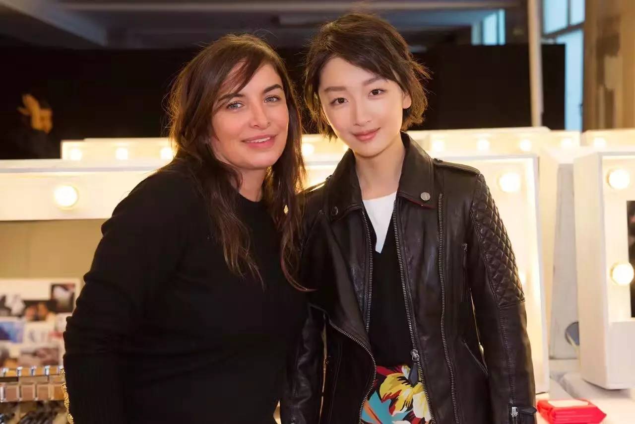 热搜中周冬雨用的什么色号口红,周冬雨同款兰蔻口红色号特别艳的