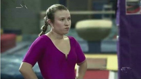 濂冲瓙鐜╁悗绌虹炕鎰忓韬骸,濂冲瓙鐜╁悗绌虹炕鎰忓鎽斾笅灞卞礀鍚庣画