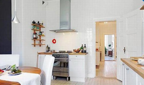 家里两个门对着怎么化解,家中门对门好不好怎么解决