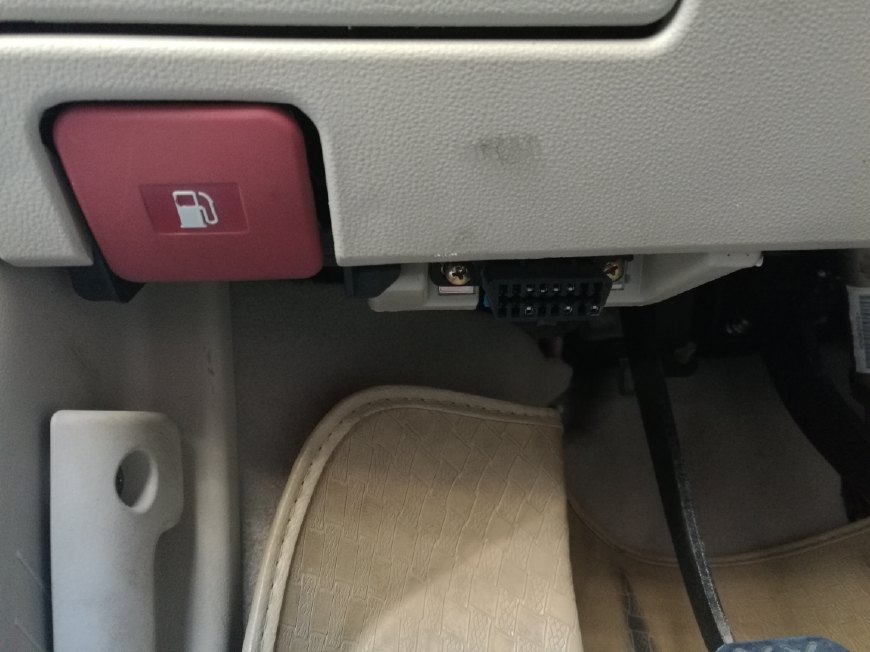 遥控汽车钥匙怎么组装,奇瑞自己配车钥匙教程