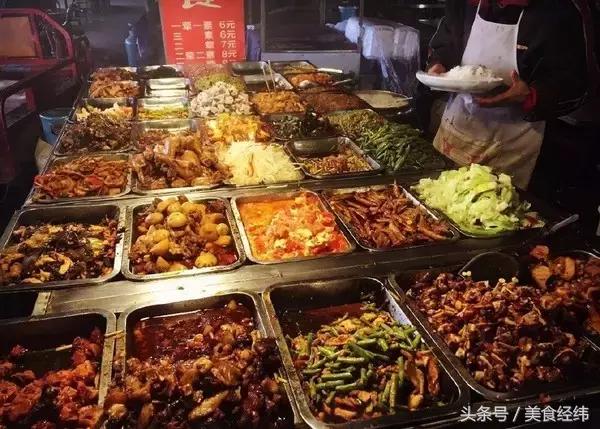 成都周边比较火的夜市,成都最受欢迎的接地气的夜市