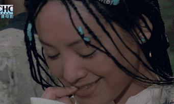 她40岁离婚，剃光头，爆粗口，却在娱乐圈里活得比谁都肆意！