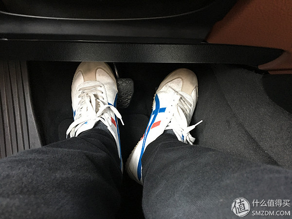 宝马520i旅行版功能,宝马520i和530旅行