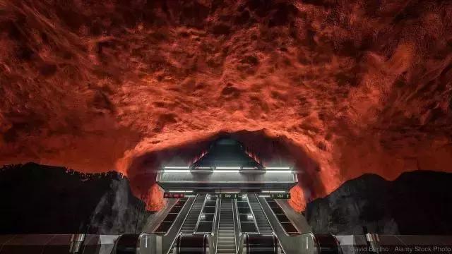 九个仰首的瞬间，太惊艳！我也就看了三四遍