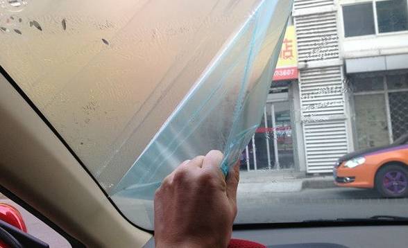 汽车太阳膜起泡能晒干吗,汽车维修太阳膜起泡视频