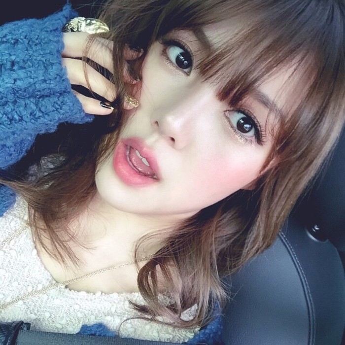 bb霜粉底液气垫选哪个好,透蜜bb霜选色