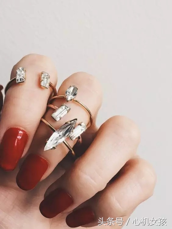 明星超爱的平价首饰品牌，部分竟还不到百元！