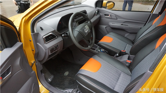 一脚油门踩下去的感觉,一脚油门踩下去推背感