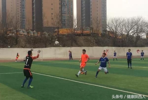 长安区西韦村享受快乐足球