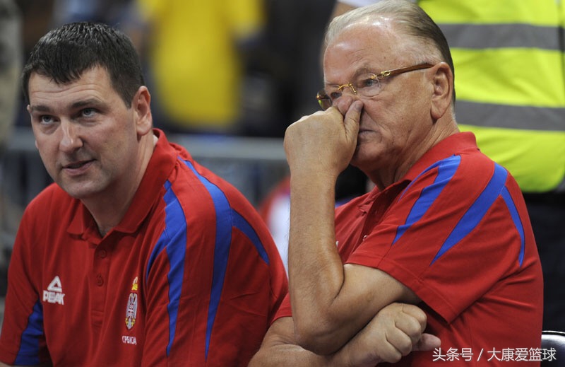 堂堂欧洲冠军教头却在CBA被讽刺为水货季后赛他可是唯一洋帅