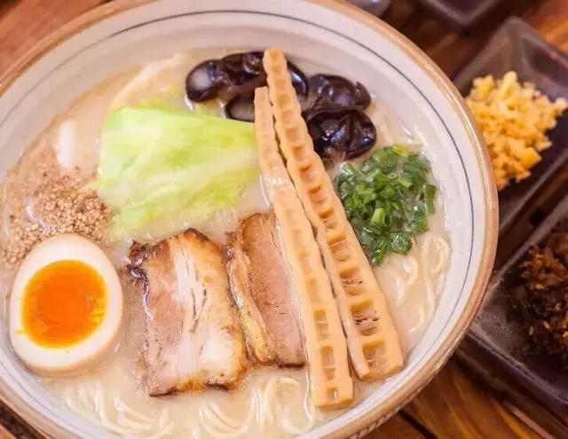 成都必吃的18碗面,成都最好吃的100碗面