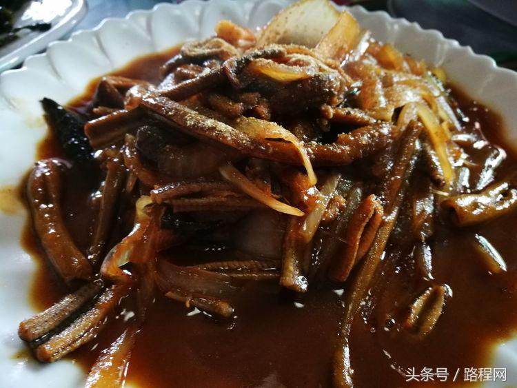 3月8日女神节，黎里古镇和内衣店聚集了一众男神女神？