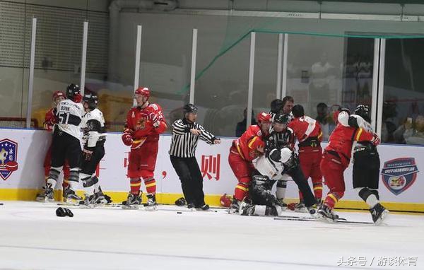 韩国队恶意推搡中国队,韩国队犯规遭暴打