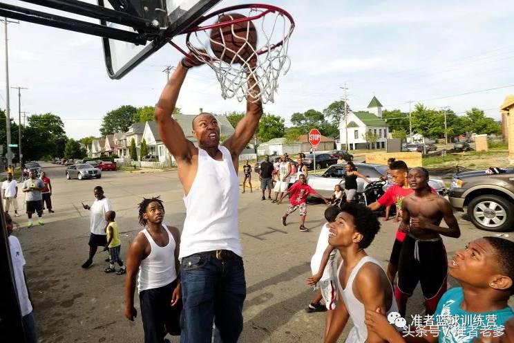 贩毒坐牢后靠卖汉堡逆袭人生，臭屌丝杀入NBA夺下总冠军