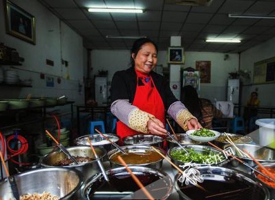 乘大巴车去垫江看牡丹花在哪下车,垫江牡丹花门票免费送