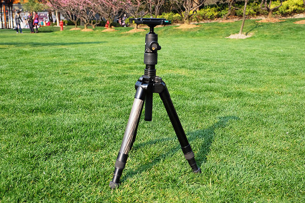 坚固更轻便*钟金**碳纤反折脚架UTC-63体验