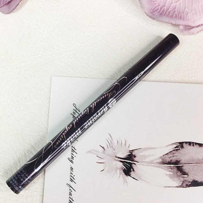 一笔勾勒顺滑眼线笔好用吗,眼线笔推荐一笔成型