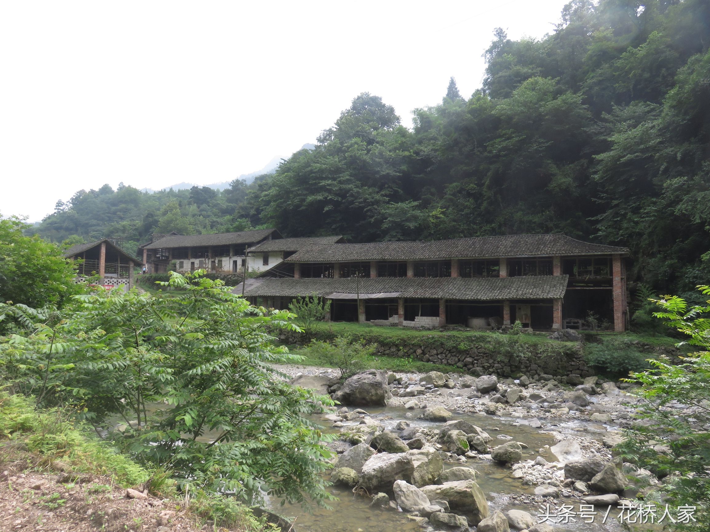 石柱花桥风景区,秭归县石柱村花桥