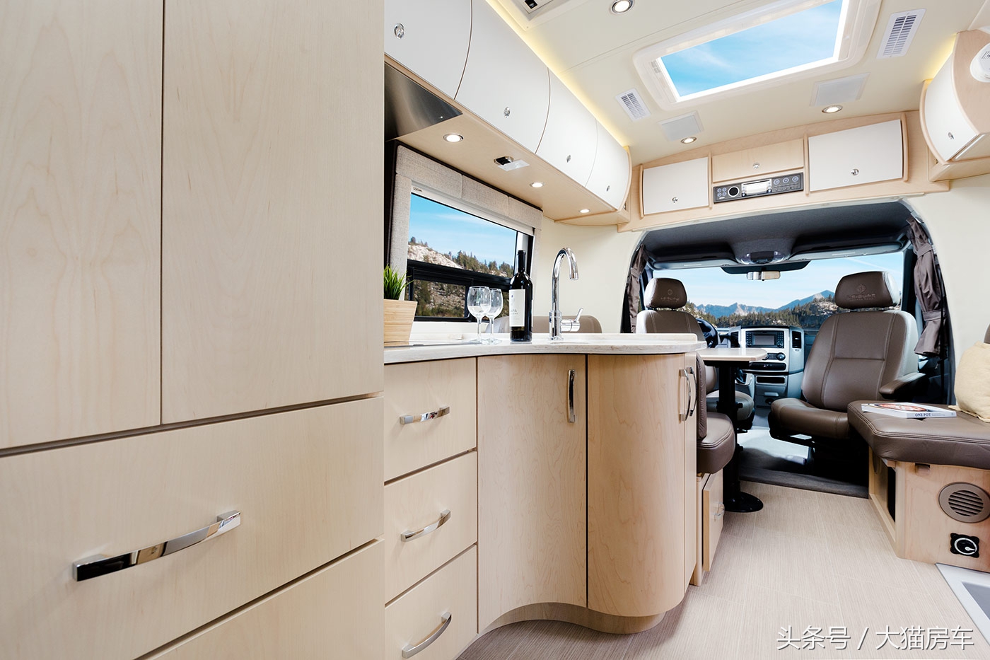 雪佛兰进口b型房车,雪佛兰c型房车新型