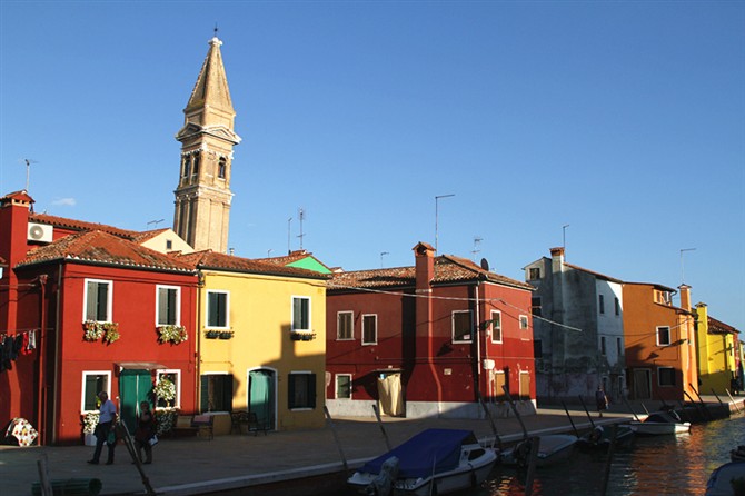 威尼斯景点彩虹岛,威尼斯有哪些美丽的岛屿