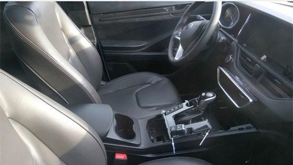 众泰全新“玛莎拉蒂”MPV，配备自动挡，叫板宝骏730