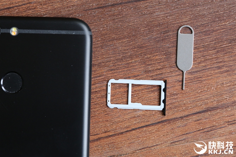 荣耀手机升级8.0测评,荣耀手机关于使用流畅度测试