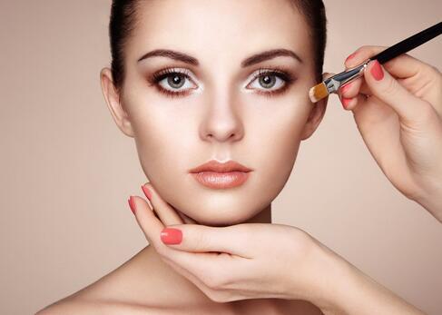 眼部的皱纹怎么去除最有效的方法,眼部皱纹怎么去除简单方法