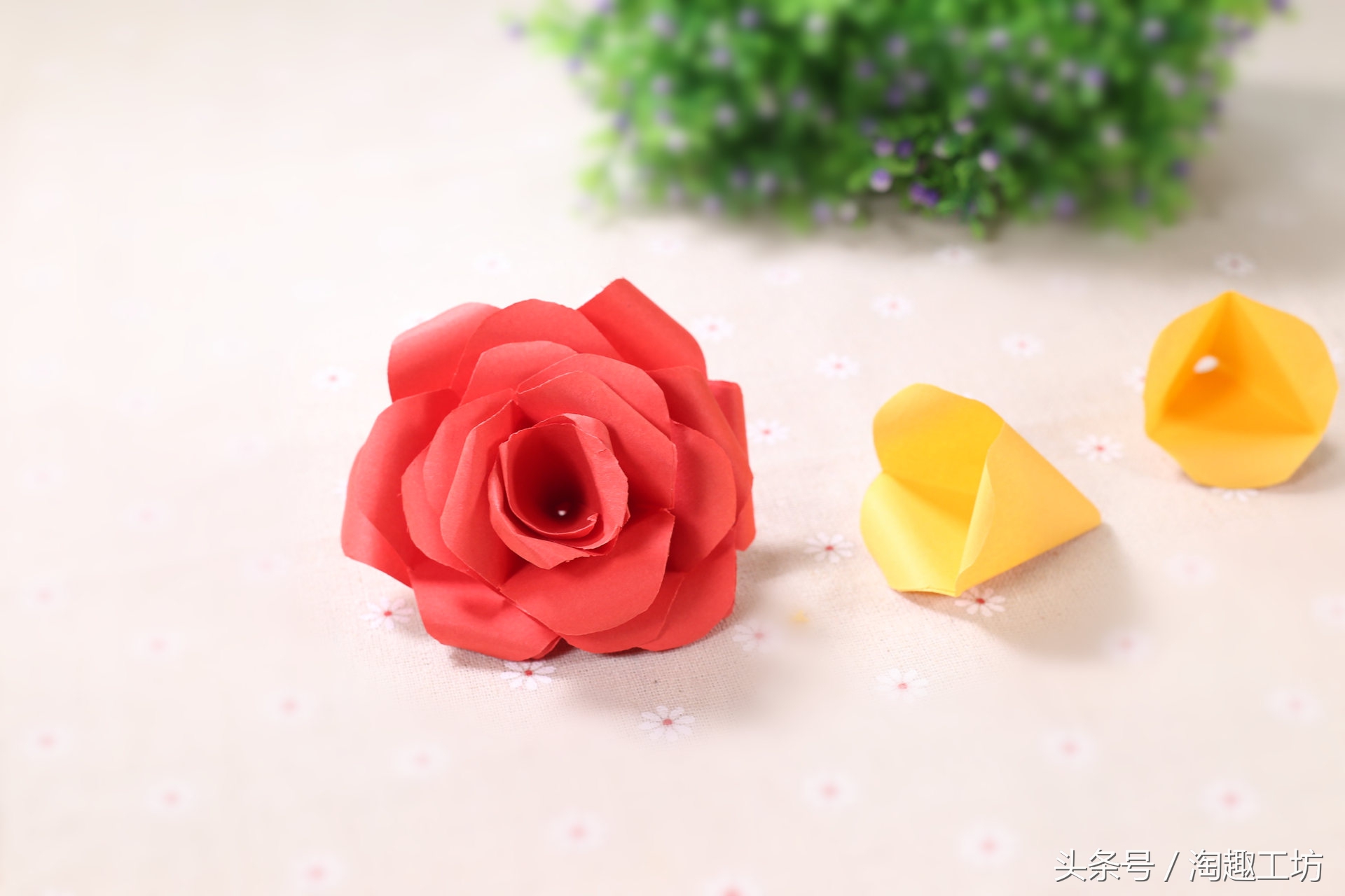 玫瑰花这样折才最漂亮,手残党也能学会的玫瑰花折法