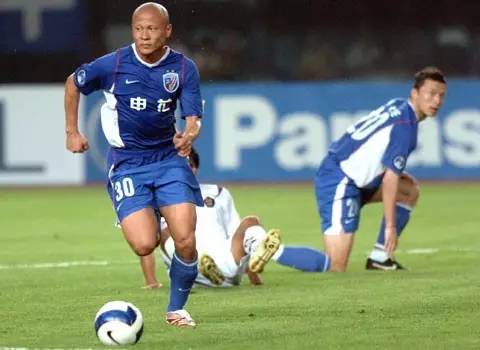 郑智中国足坛历史第一人,中国足坛风云郑智