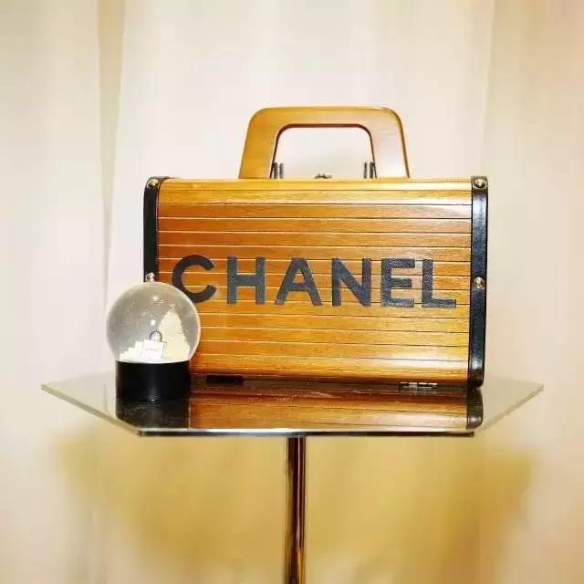 深扒|在日本中古店用1000块就能买只Chanel!
