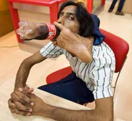 路上遇到钱该怎么办,路上遇到人要一块钱什么征兆