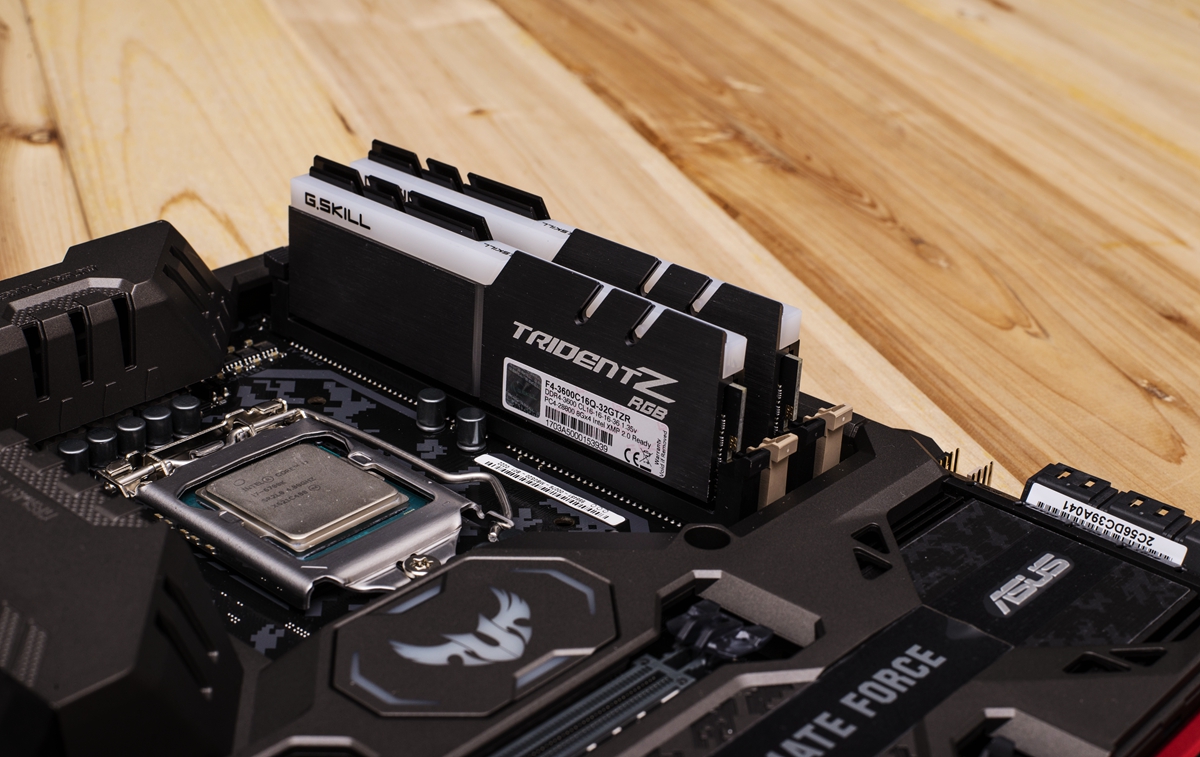 华硕电脑玩生化危机,华硕无畏15i生化危机