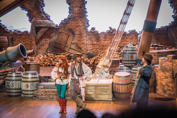 上海迪士尼乐园吃什么比较划算,上海迪士尼酒店住宿攻略