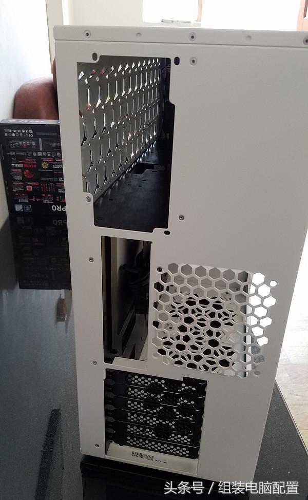 迎广机箱301好还是303好,迎广机箱303用什么水冷